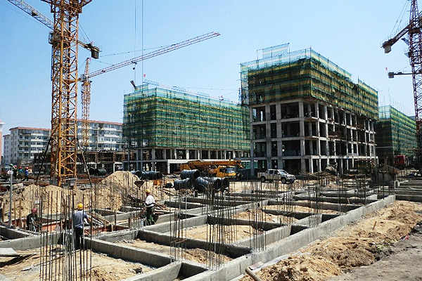 山西晉城一建筑公司0.7MW燃?xì)庹婵諢崴仩t
